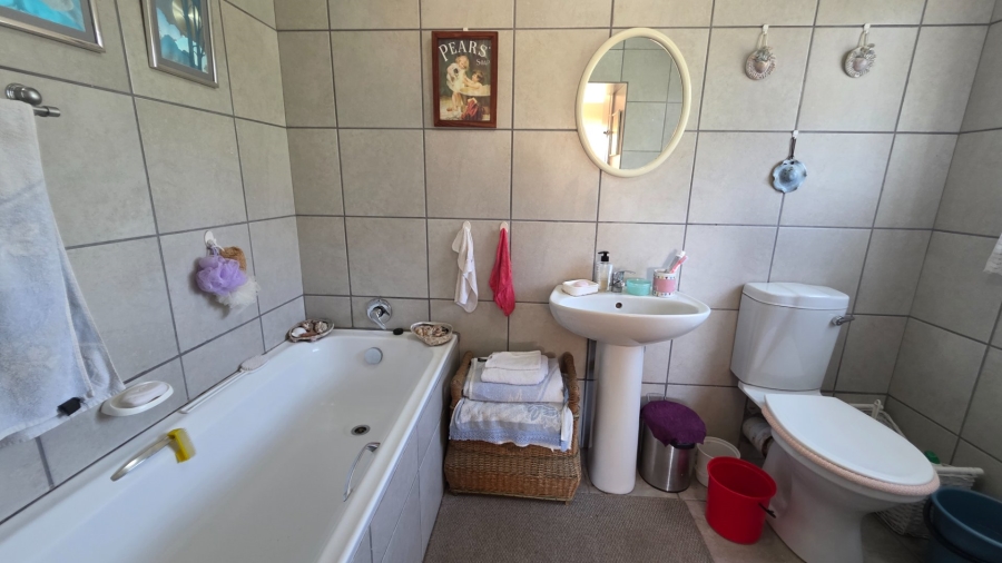 2 Bedroom Property for Sale in Tergniet Western Cape